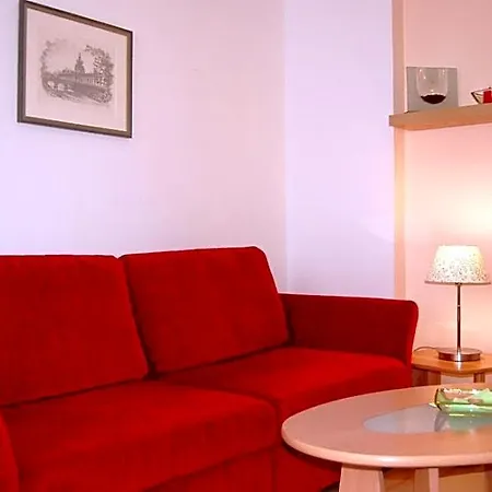Neustadt Apartment *