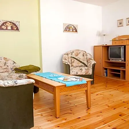 Neustadt Apartment *